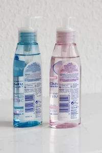 روغن پاک کننده مغذی نیوا Nivea Soothing Cleansing Oil 150 ml Gentle Facial Cleansing for Sensitive Skin, Mild Cleansing Oil with Grape Seed Oil for Face and Eyes For normal skin
