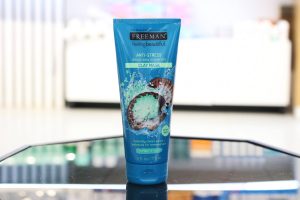 ماسک خاک رس ضد استرس حاوی مواد معدنی دریای مرده فریمن بیوتیFreeman Beauty Feeling Beautiful  Anti Stress Tonmaske Mineralien aus dem Toten Meer 175 ml